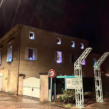 Le Numero 15 Saint-Seurin-sur-l'Isle Exterior foto